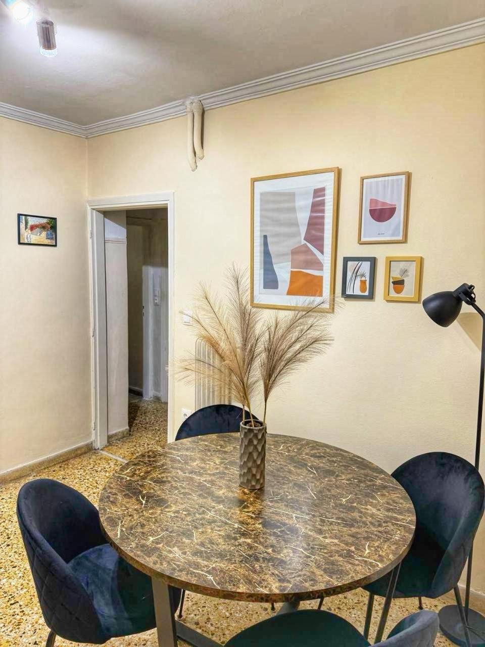 Modern Apartment In The Heart Of Athens Near Acropolis Bagian luar foto